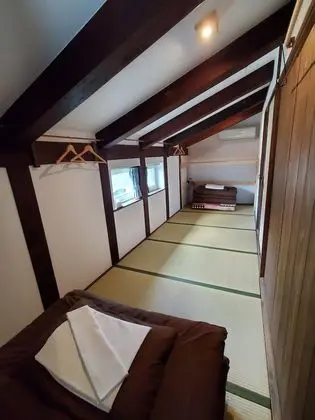 Economy Ortak Ranzalı Oda, Sadece kadınlar için, Sigara İçilmez, Ortak Banyo (for 4 Guests)