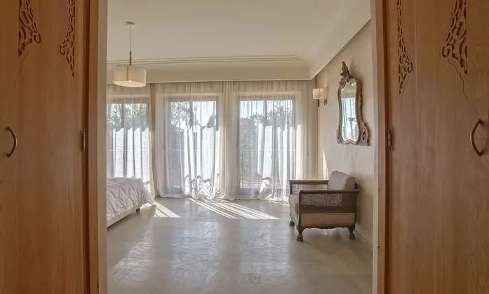 Luxury Villa (4 Suites Luxe)
