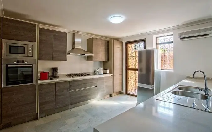 Luxury Villa (4 Suites Luxe)