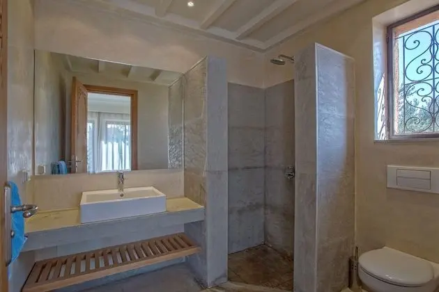 Luxury Villa (4 Suites Luxe)