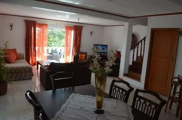 Panoramic Ev, 2 Yatak Odası, Küçük Mutfak, Okyanus Manzaralı