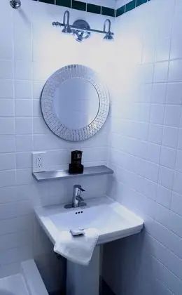 Standard Oda, 1 Büyük (Queen) Boy Yatak