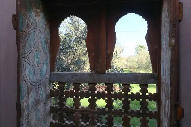 Traditional Tek Büyük Yataklı Oda