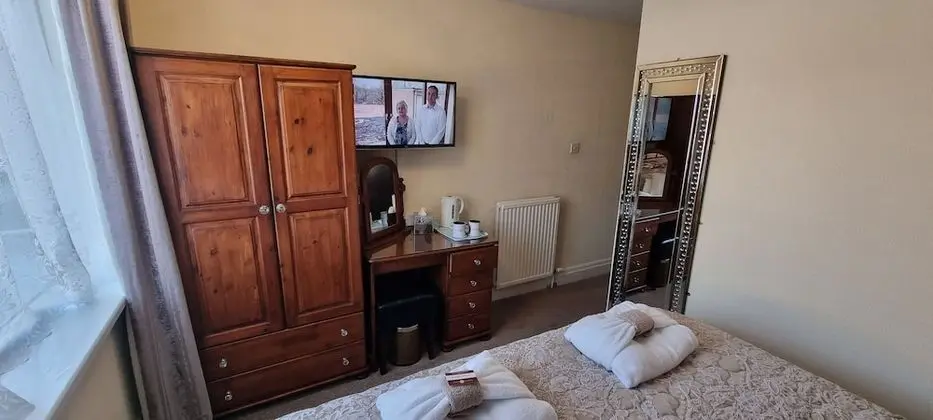 Standard Tek Büyük veya İki Ayrı Yataklı Oda
