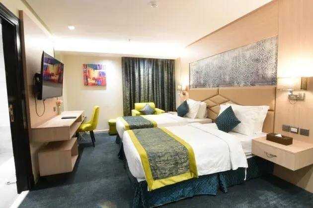 Comfort Tek Büyük veya İki Ayrı Yataklı Oda