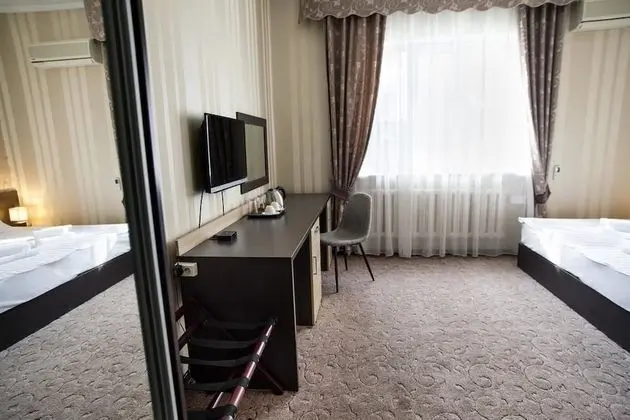Comfort Tek Büyük Yataklı Oda
