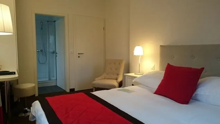 Comfort Tek Büyük Yataklı Oda