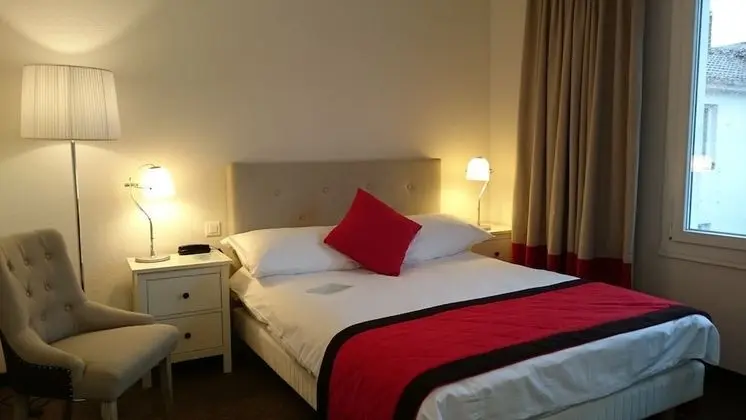 Comfort Tek Büyük Yataklı Oda
