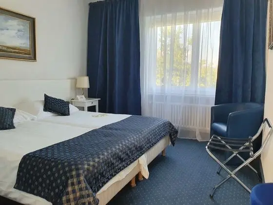 Tek Büyük Yataklı Oda, Liman Manzaralı (15 sqm)