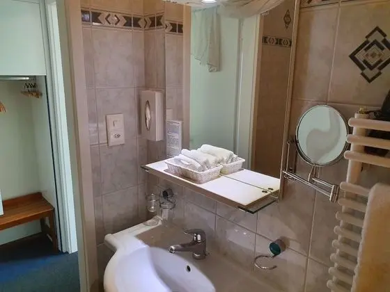 Tek Büyük Yataklı Oda, Liman Manzaralı (15 sqm)