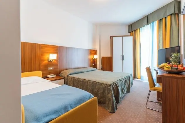 Family Üç Kişilik Oda