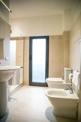 Classic Büyük Yataklı Tek Kişilik Oda