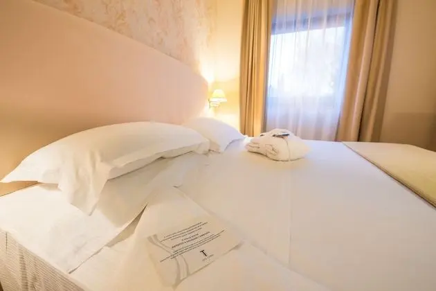 Superior Büyük Yataklı Tek Kişilik Oda