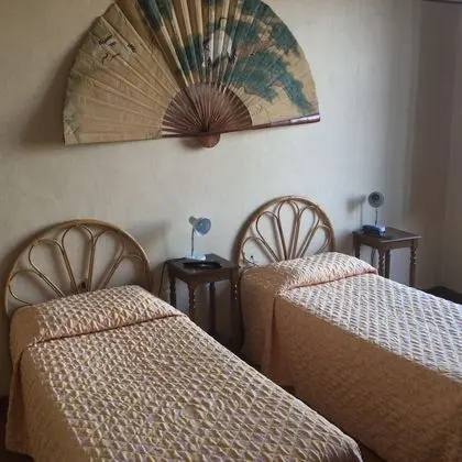 Tek Büyük veya İki Ayrı Yataklı Oda