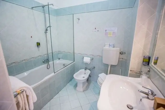 Üç Kişilik Oda, Balkon, Deniz Manzaralı