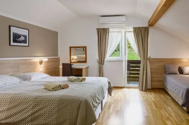 Superior Üç Kişilik Oda (Villa Dora)