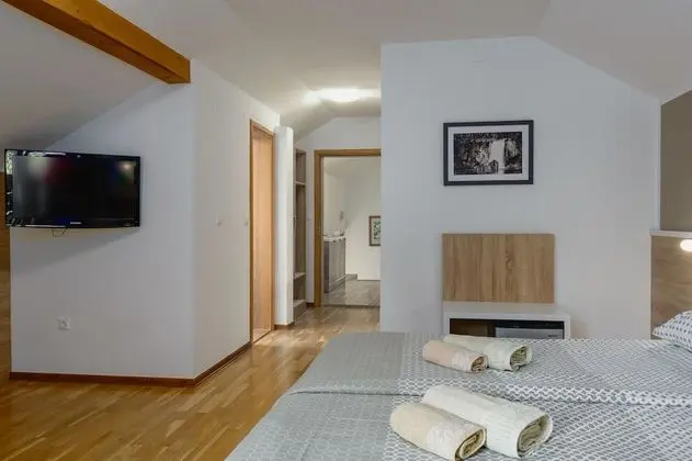 Superior Üç Kişilik Oda (Villa Dora)