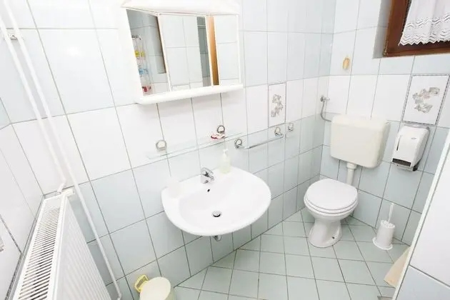 Dört Kişilik Oda (1)