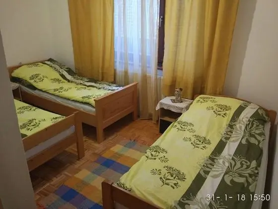 Üç Kişilik Oda, Banyolu/Duşlu