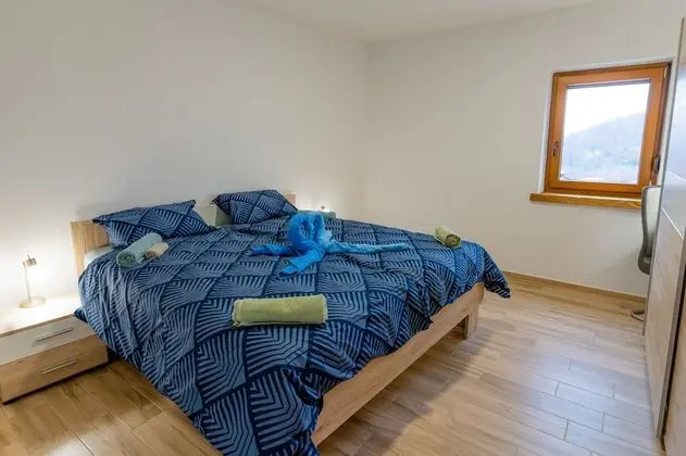 Apart Daire, 1 Büyük (Queen) Boy Yatak ve Çekyat