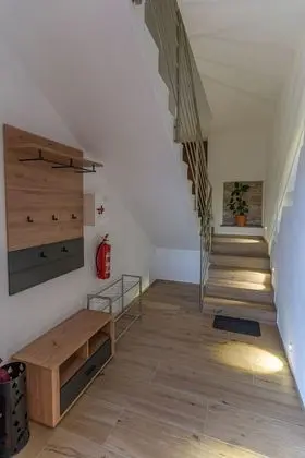 Apart Daire, 1 Büyük (Queen) Boy Yatak ve Çekyat