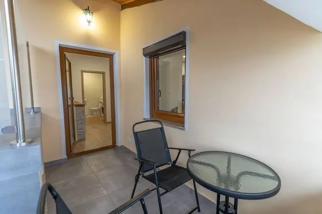 Apart Daire, 1 Büyük (Queen) Boy Yatak ve Çekyat