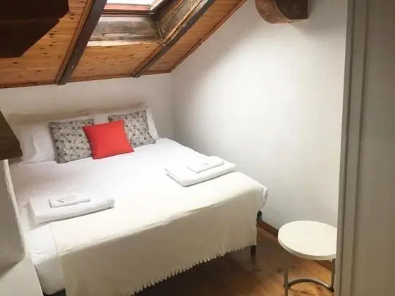 Apart Daire, 1 Büyük (Queen) Boy Yatak ve Çekyat, Sigara İçilmez