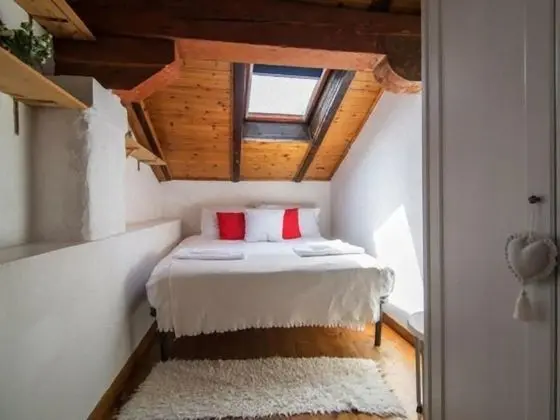 Apart Daire, 1 Büyük (Queen) Boy Yatak ve Çekyat, Sigara İçilmez