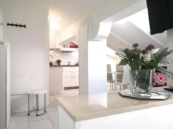 Apart Daire, 1 Büyük (Queen) Boy Yatak ve Çekyat, Sigara İçilmez