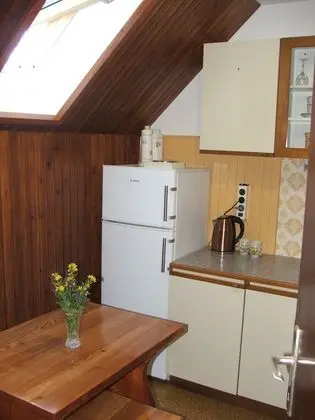 Basic Apart Daire, Dağ Manzaralı