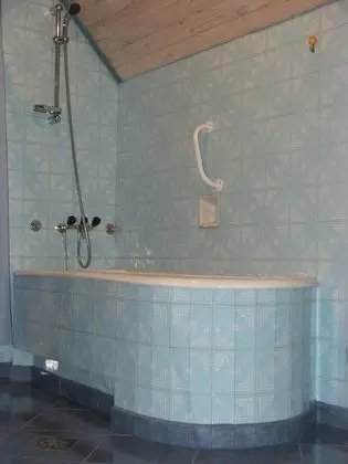 Basic Apart Daire, Dağ Manzaralı