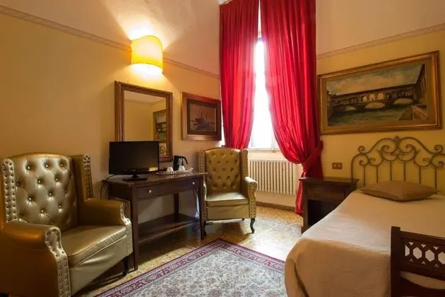 Deluxe Üç Kişilik Oda