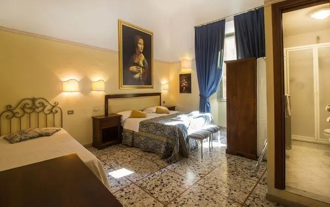 Deluxe Üç Kişilik Oda