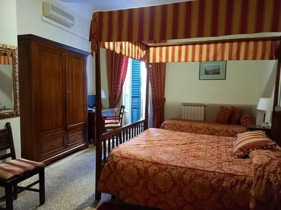 Classic Üç Kişilik Oda, Özel Banyo