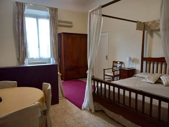 Comfort Dört Kişilik Oda, Özel Banyo