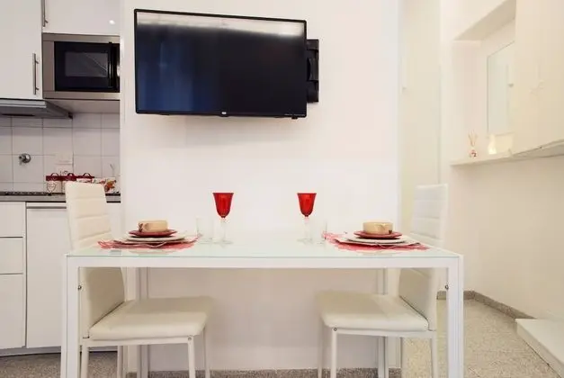 Apart Daire, 1 Büyük (Queen) Boy Yatak, Sigara İçilmez