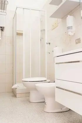 Apart Daire, 1 Büyük (Queen) Boy Yatak, Sigara İçilmez