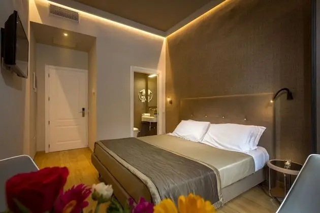 Deluxe Tek Büyük Yataklı Oda, Bahçe Manzaralı