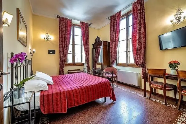 Tek Büyük Yataklı Oda