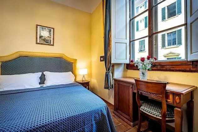 Tek Büyük Yataklı Oda