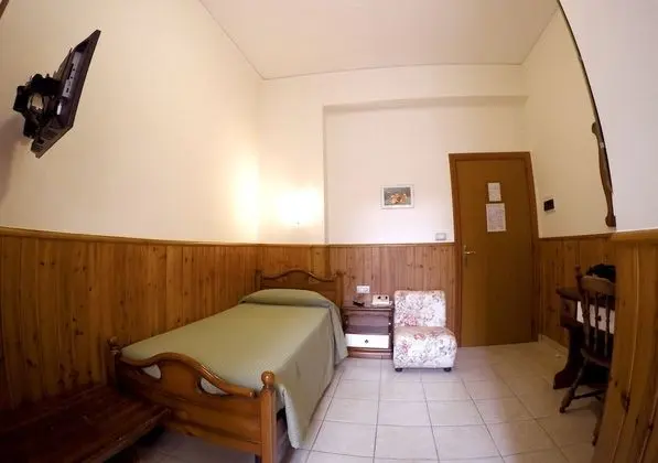 Economy Tek Kişilik Oda