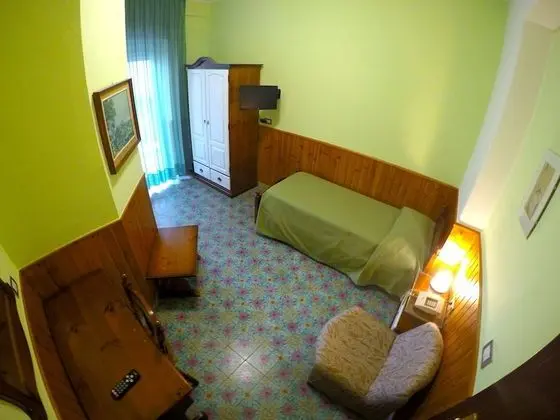 Economy Tek Kişilik Oda