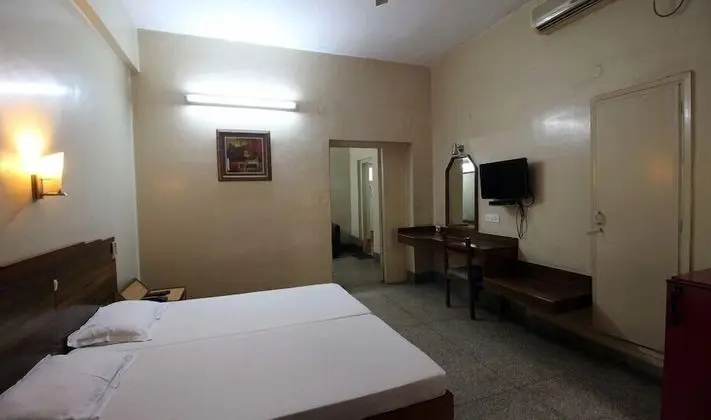 Standard Tek Büyük veya İki Ayrı Yataklı Oda, 1 Yatak Odası