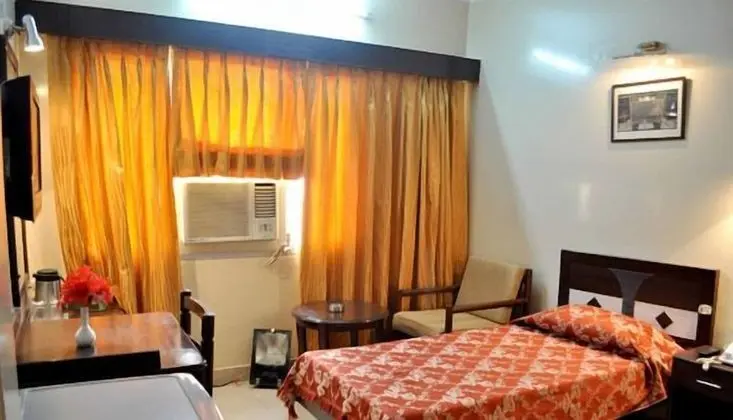 Standard Tek Büyük veya İki Ayrı Yataklı Oda, 1 Yatak Odası