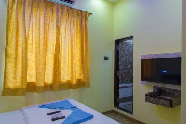 Deluxe Tek Büyük veya İki Ayrı Yataklı Oda, 1 Çift Kişilik Yatak, Sigara İçilebilir