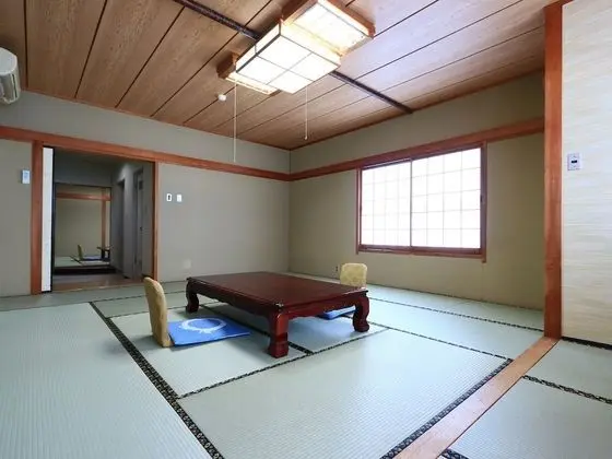 Traditional Oda, Sigara İçilmez (12.5 + 8 tatami mats)