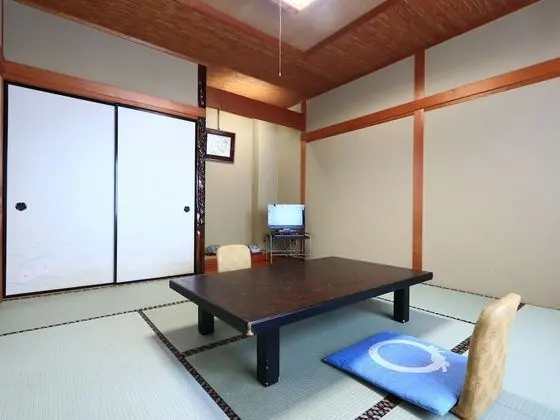Traditional Oda, Sigara İçilmez (12.5 + 8 tatami mats)