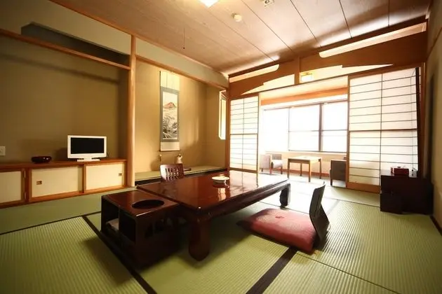 Traditional Oda (Japanese Style)