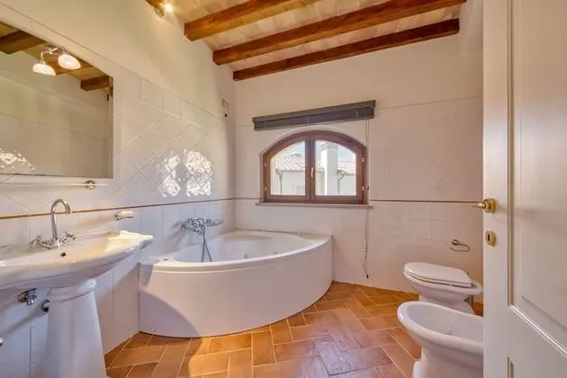 Family Apart Daire, Birden Çok Yatak, 2 Banyolu, Bahçeli (The Tower With Amazing View Shared)