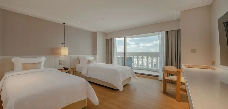 Tower Club Signature Collection City View Suite